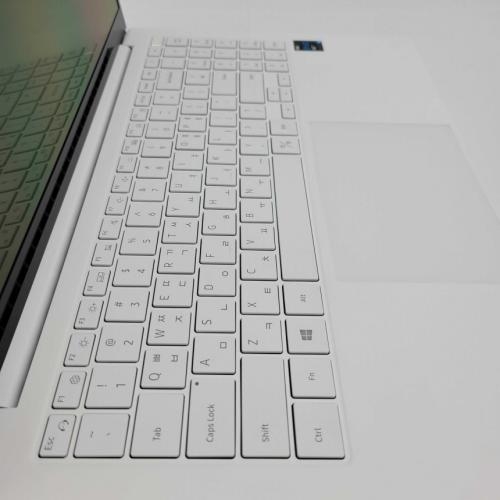 삼성 갤럭시북 PRO i5 11TH Iris Xe 최신 15.6인치 노트북